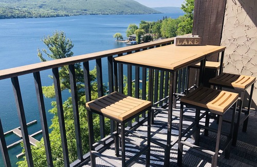 Canandaigua Condo | Beautiful Waterfront Condo with Pool and Ocean Views