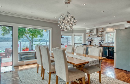 Scotch Creek House | Exceptional Waterfront Vacation Home on Shuswap Lake