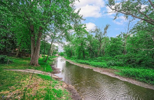 Thayer Apartment | Waterfront Retreat with Pet and Child-Friendly Amenities