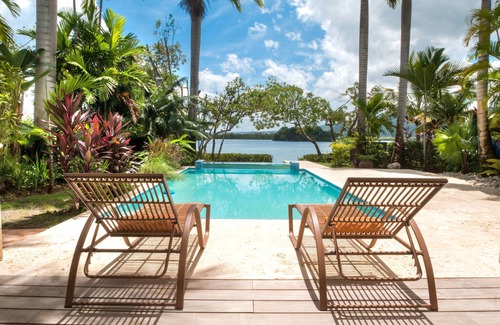 Lagoons House | Waterfront Villa with Private Pool & Breakfast Included