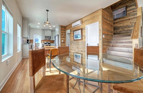 Flour Bluff House | Waterfront Haven: Marlin Madness with Pool & Boat Dock