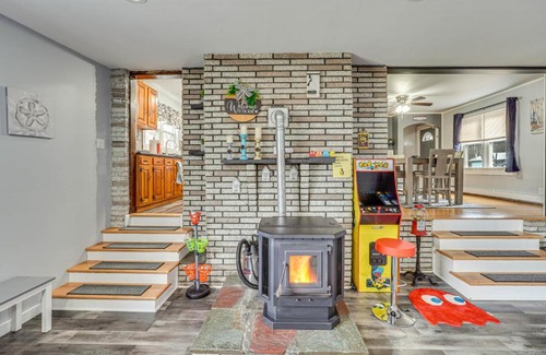 Wallkill House | Waterfront Wallkill Duplex Home with Cozy Fire Pits!