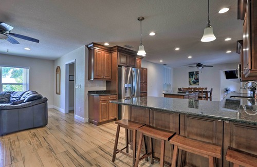 Winter Haven House | Waterfront Winter Haven Retreat with Hot Tub & Dock Access