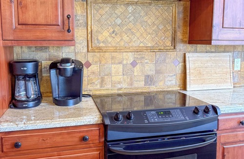 Hobe Sound House | Ideal Getaway for Boaters with Pool and Spa Amenities