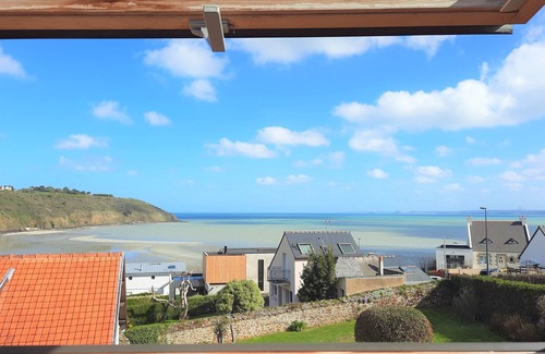 Plerin House | Oceanfront Retreat with Breathtaking Sea Views & Breakfast