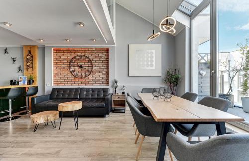Gdansk City Center Apartment | Experience Waterlane by Vivendi Properties - 4-Star Retreat