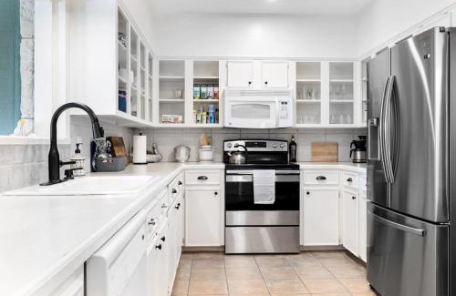 Wimberley House | Waterlily Creekside Getaway: Family-Friendly Retreat with Pool