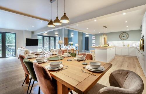 Ewhurst Green House | Watermans Vineyard Barn