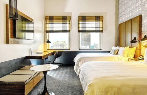 Baton Rouge Hotel | Discover WATERMARK Baton Rouge: Top Amenities Await