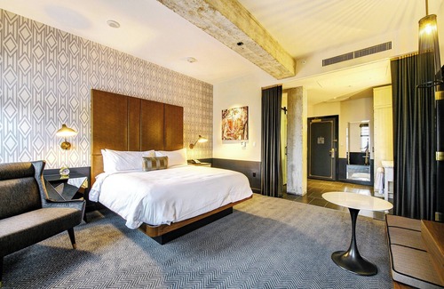 Baton Rouge Hotel | Discover WATERMARK Baton Rouge: Top Amenities Await