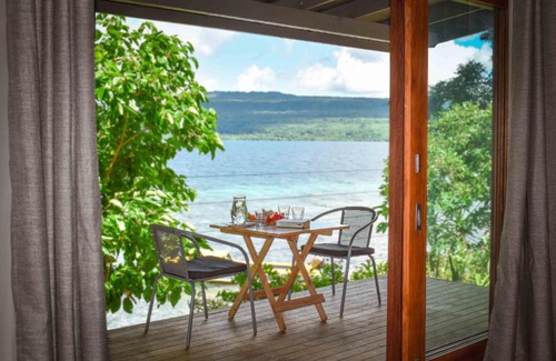 Moso Island House | Top-Rated Watermark on Moso - Private Beach & Ocean Views