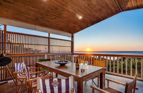 Frankston House | Discover Waters Edge: Oceanfront Haven for Families