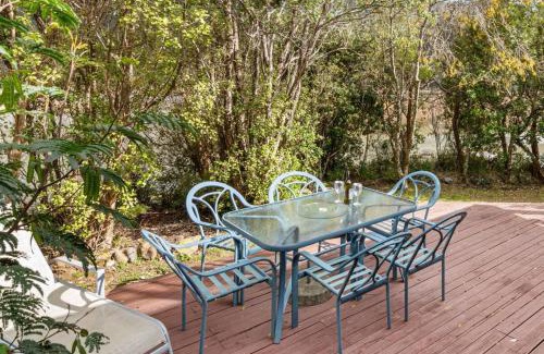 Collingwood House | Serene Waters Edge Golden Bay: Pet-Friendly Oceanfront Retreat