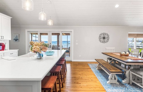 Markesan Cabin | Experience Waters Edge Green Lake with Ocean and Lake Views