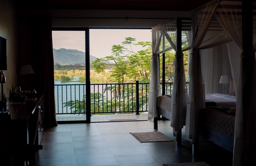 Liwonde Hotel | Discover Waters Edge Liwonde: Poolside Family Retreat
