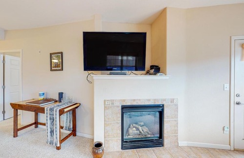 Fraser Hotel | Waterside 108: Child-Friendly Retreat by the Water