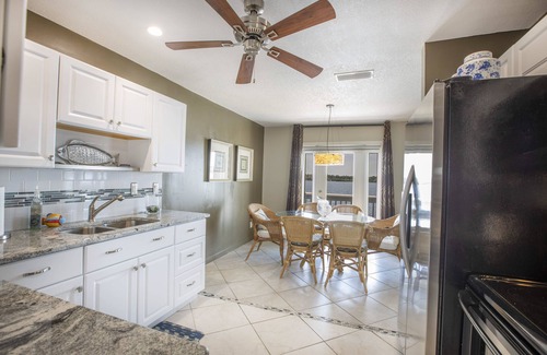 Coquina Key Condo | Waterside at Coquina Key: Ocean View & Family-Friendly Retreat