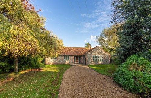Wiveton House | Waterside: Perfect Retreat for Families and Pets