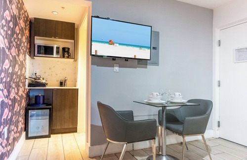 North Beach Hotel | Waterside Hotel and Suites: Ocean View, Pool & Pet Friendly