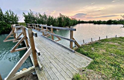 Cambridge Ski Chalet | Premier Waterside Lodges in Cambridge with Hot Tub Access