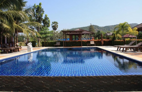 Pranburi Resort | Oceanfront Waterside Resort with Pool and Family Amenities