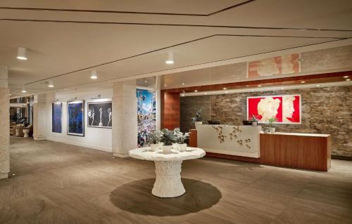 Boca Raton Resort | Experience Waterstone Resort & Marina Boca Raton, Curio Collection