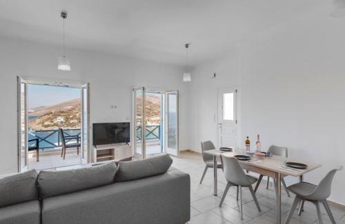 Kini House | Family-Friendly Waterview Apartments - 4-Star Comfort