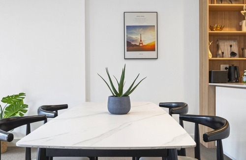 Sydney Olympic Park Apartment | Family-Friendly Waterview Apartment at Wentworth Point