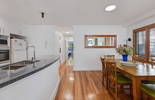 Byron Bay Apartment | Relaxing Waterview Beachside Apartment with Ocean Views
