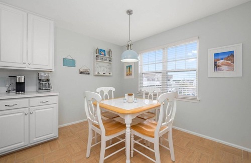 Ocean View Condo | Idyllic Waterview Condominium near Bethany Beach and Ocean City