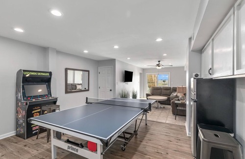 Jacksonville House | Scenic Waterview Rooms Overlooking Wilson Bay - Guest Rated 9.8