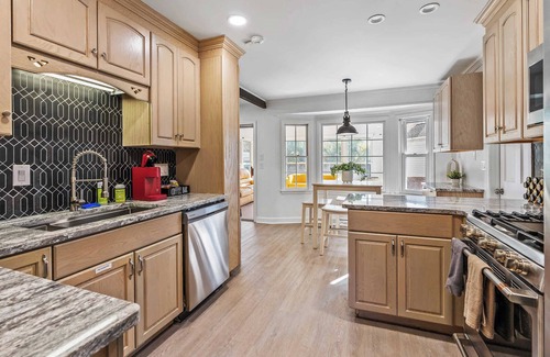 Cordesville House | Waterview Retreat - Riverside Haven 4-2 Family