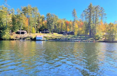 Lake Luzerne House | Family-Friendly Waterview Seven Bedroom Riverside Lodge