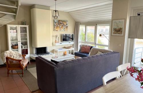 Langweer House | Charming Watervilla de Karekiet - Perfect for Families & Pets