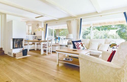 Kampen Villa | Discover Wattgarten Appartements - Family & Pet Friendly Stays