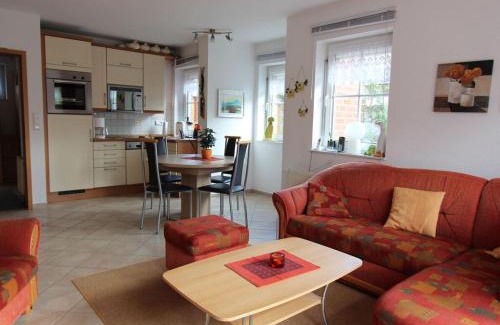 Carolinensiel House | Wattlöper Left: A Modern Retreat for Family Adventures