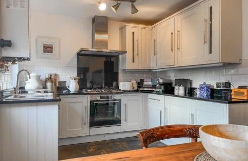 Belper House | Wattle Cottage