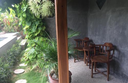Watukarung Bed & Breakfast | Discover Watukarung Ristu Homestay - Family-Friendly with Pool