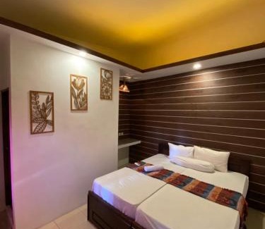 Watukarung House | Discover Watukarung Sackstone Guesthouse with Oceanfront Views