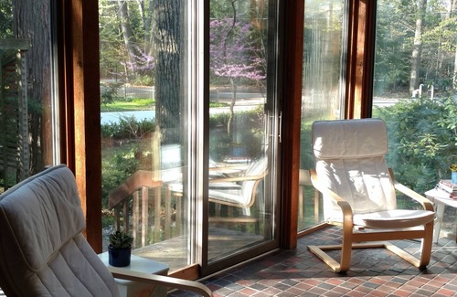 Waukazoo Woods House | Waukazoo Woods Retreat: Close to Downtown & Lake Michigan
