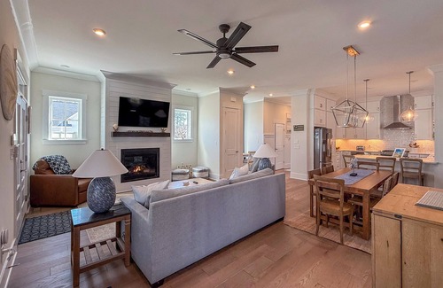 Cape Charles House | Beachside Retreat: Wave Haven @ Cape Charles with Ocean Views