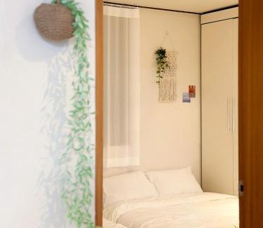 Daeyeon-dong Apartment | Guest Rated 10/10 at Wave On You - Your Ideal Escape