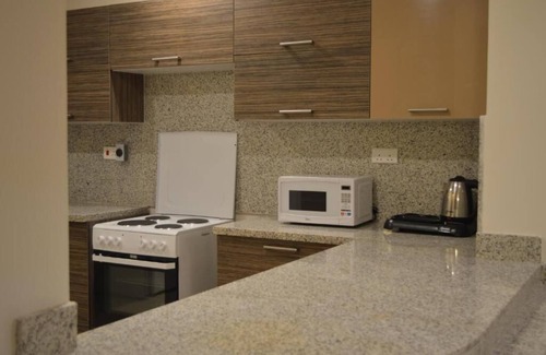 Dhahran Villa | Relaxing Wave Resort with Ocean Views and Family Amenities