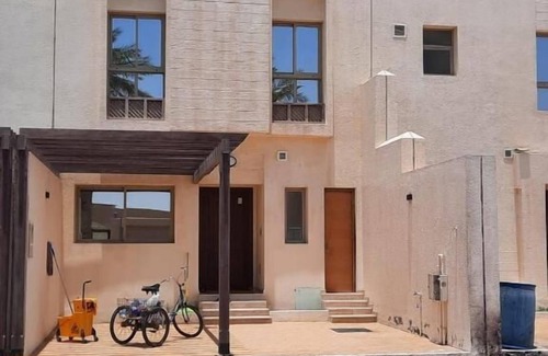 Dhahran Villa | Relaxing Wave Resort with Ocean Views and Family Amenities