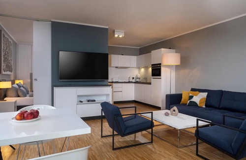 Berliner Vorstadt Apartment | Waveboard Hotel & Boardinghouse: Rated 9.2/10 with Lake Views