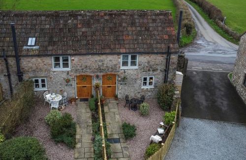 Axbridge House | Wavering Hotel: Pet-Friendly Retreat with 9.1/10 Rating