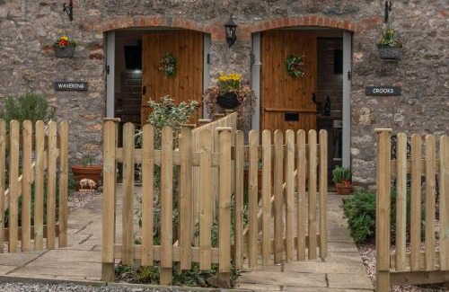 Axbridge House | Wavering Hotel: Pet-Friendly Retreat with 9.1/10 Rating