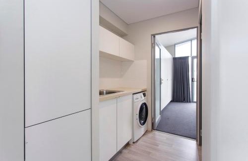 Beckenham Apartment | Cozy Waverley Apartment with Two Bedrooms & Wifi Access