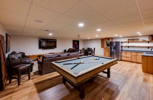 Waverly House | Waverly Vacation Rental: Game Room & Family-Friendly Patio