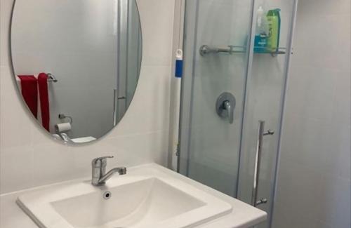 Surf Beach House | Experience Waves at Surf Beach: Ideal for Families